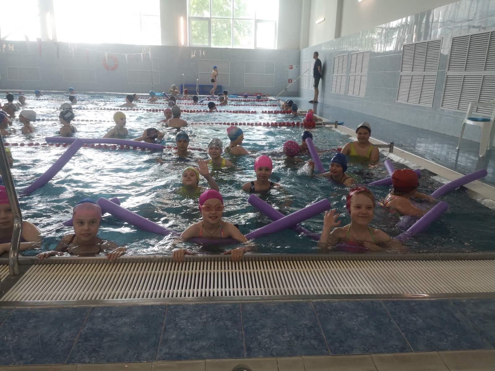 21 июня дети посетили бассейн «АкваКлуб».